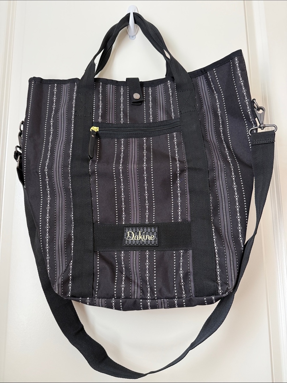 Dakine Kelsey 26L Striped Messenger Tote with Handles and Shoulder Strap